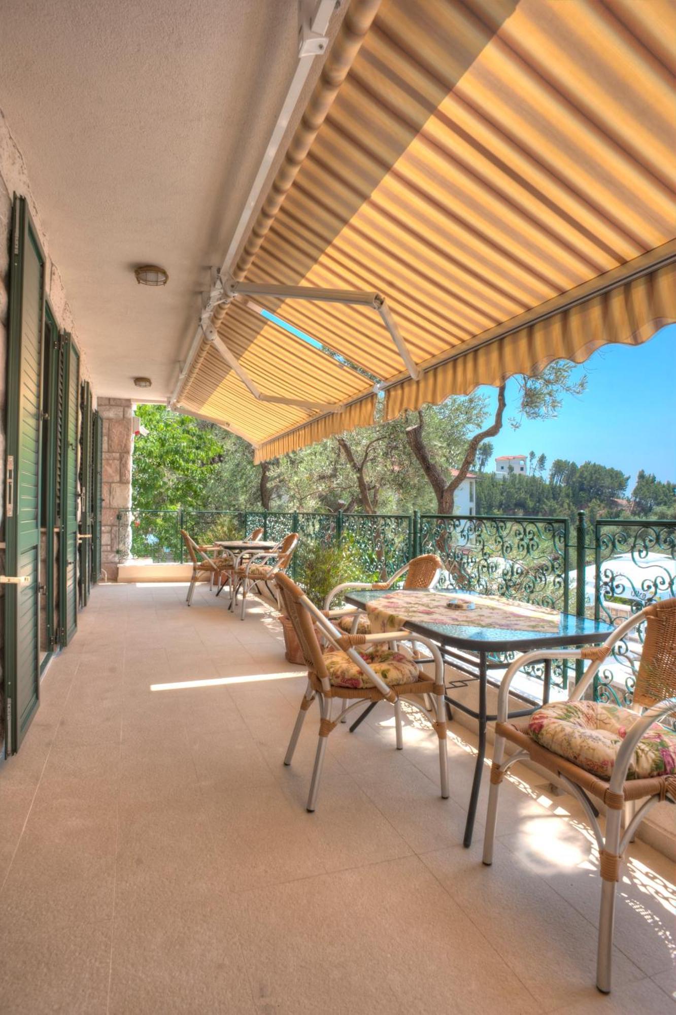 Villa Stevan 스베티스테판 외부 사진