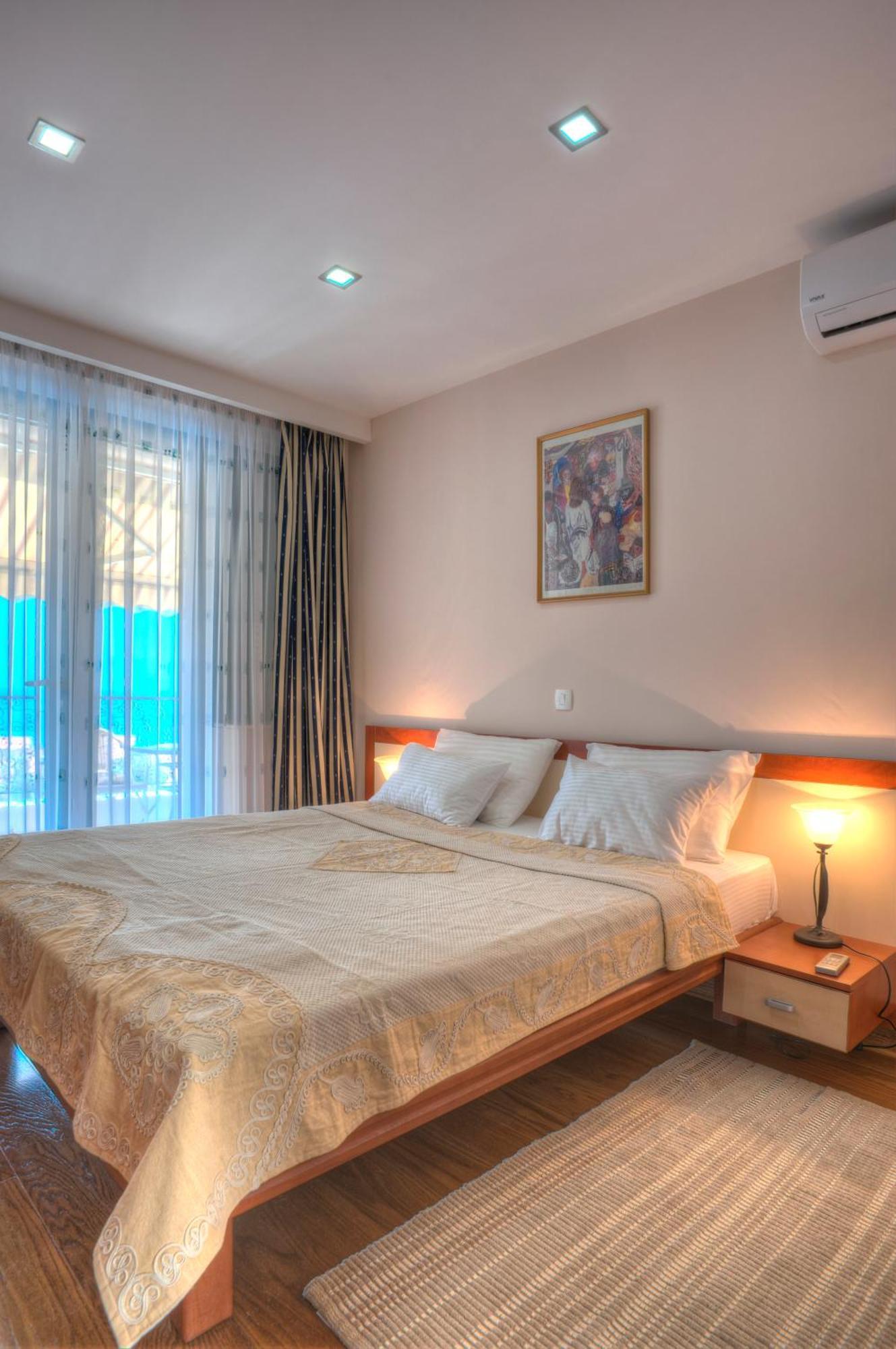 Villa Stevan 스베티스테판 외부 사진