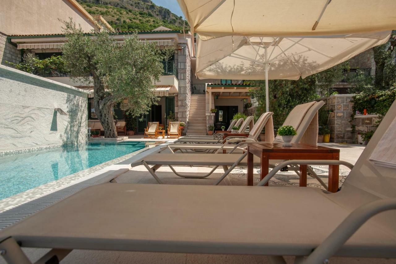 Villa Stevan 스베티스테판 외부 사진
